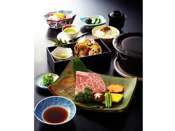 Kobe Wagyu Steak Dinner Review: My Honest Take on Nishimuraya's Tajimaji